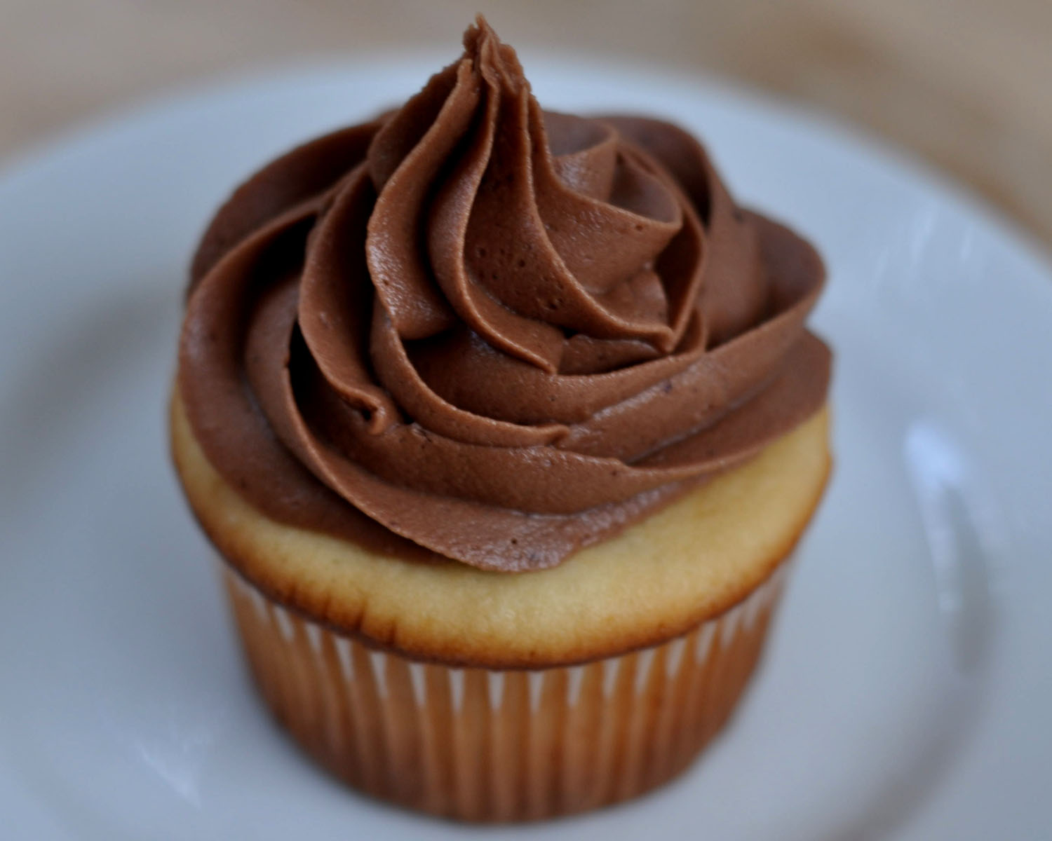 chocolate buttercream frosting wilton